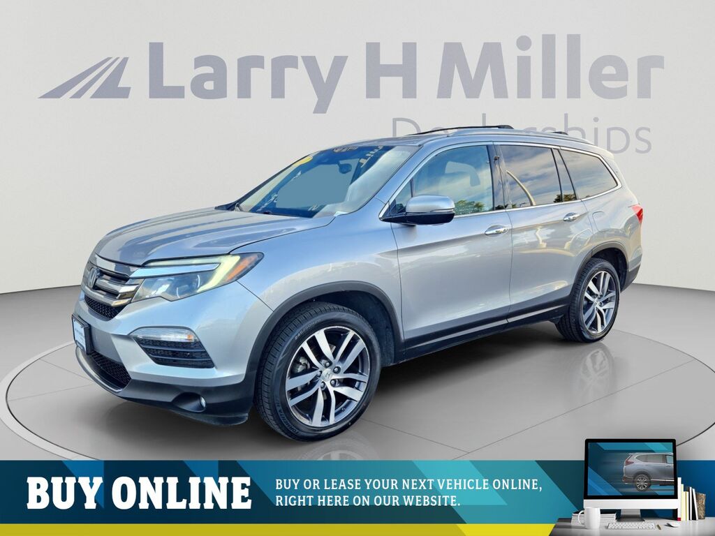 2017 Honda Pilot AWD Touring — photo 1 of 7