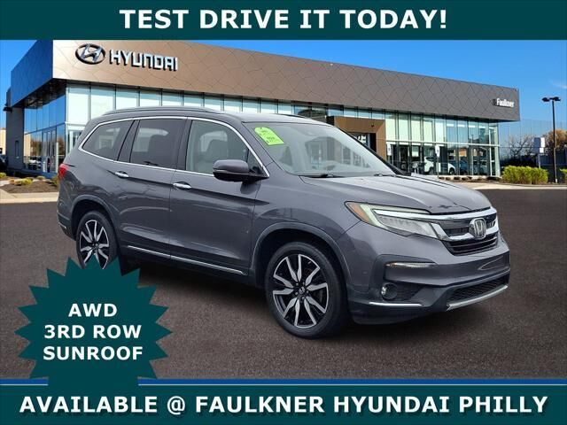 2019 Honda Pilot Touring — photo 1 of 13