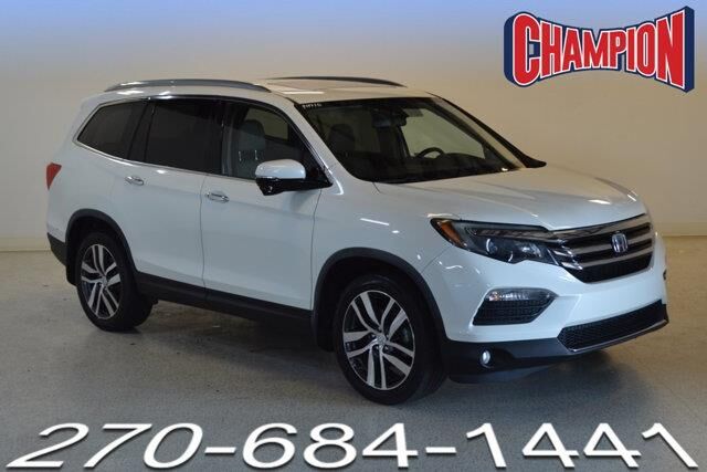 2018 Honda Pilot Touring — photo 1 of 1