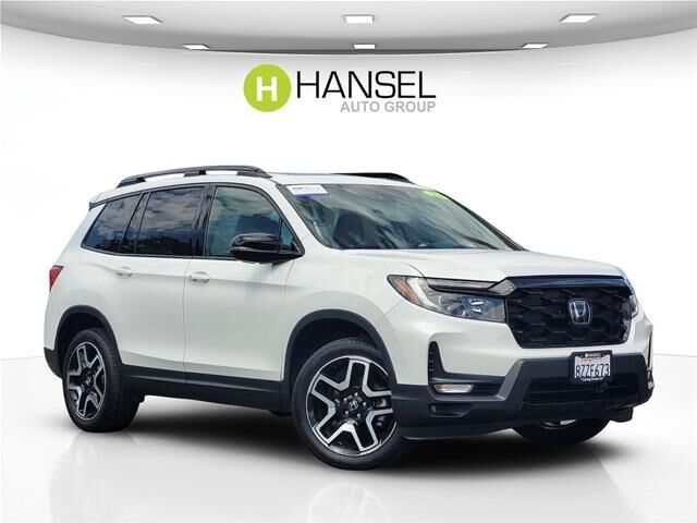 2022 Honda Passport Elite — photo 1 of 13