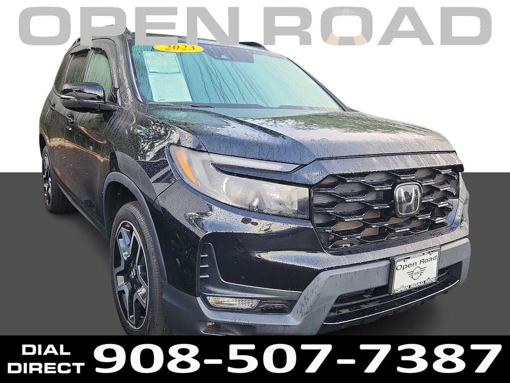 2023 Honda Passport AWD ELITE — photo 1 of 4