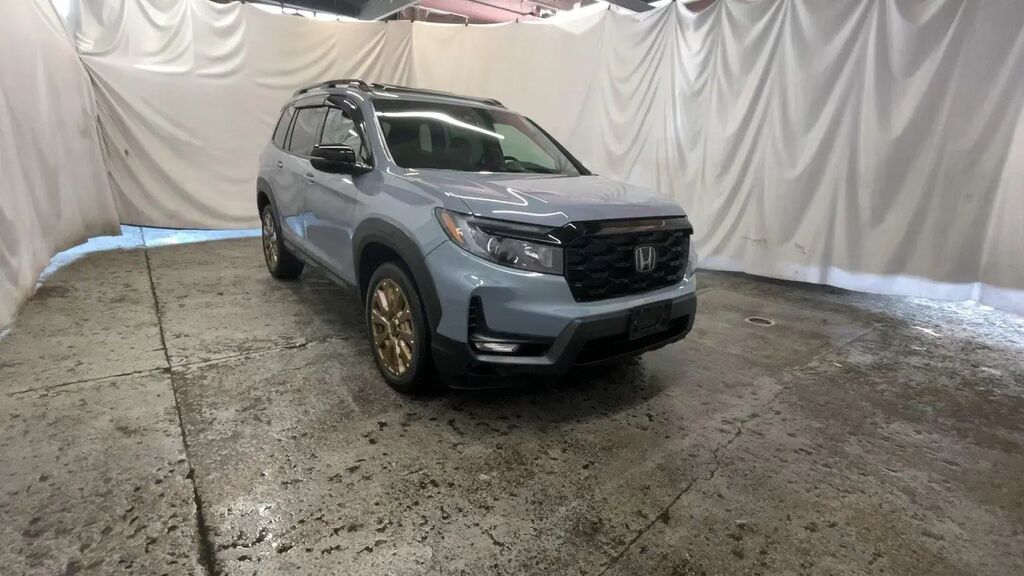 2022 Honda Passport Elite — photo 1 of 13