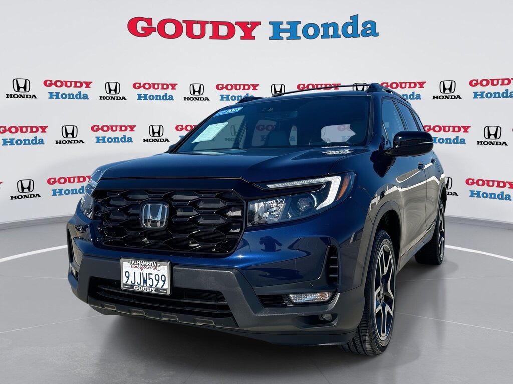 2023 Honda Passport Elite — photo 1 of 13