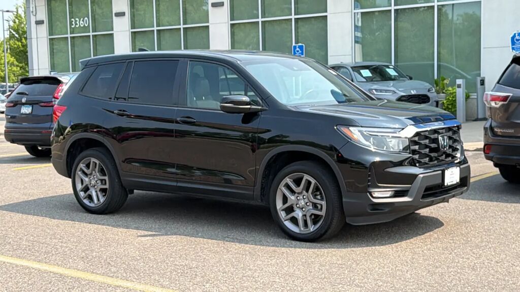 2023 Honda Passport EX-L — photo 1 of 13