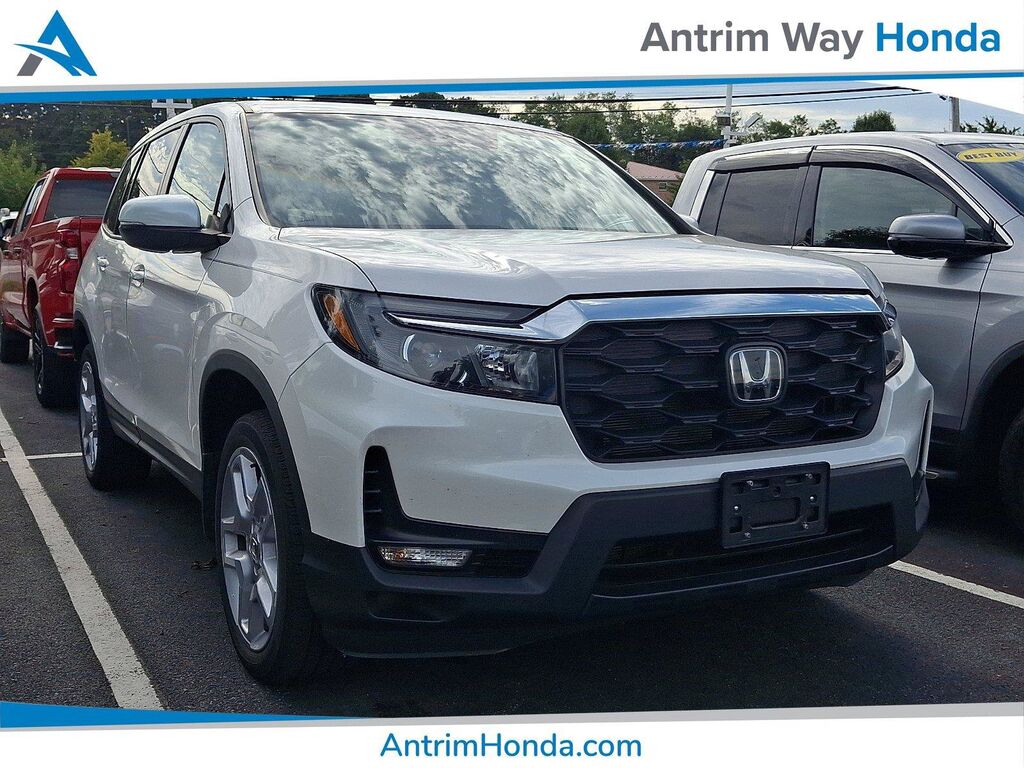 2025 Honda Passport AWD EX-L — photo 1 of 5