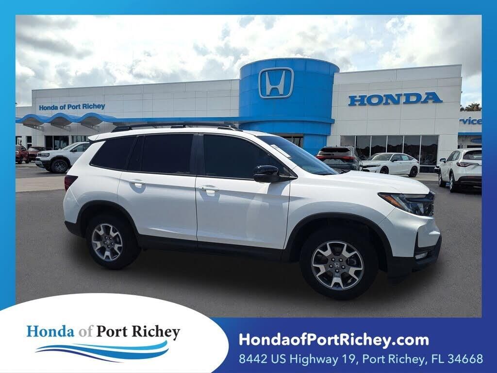 2023 Honda Passport TrailSport — photo 1 of 1
