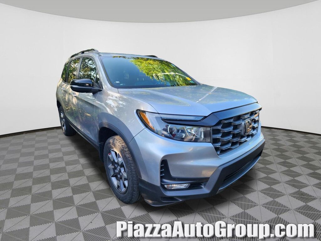 2023 Honda Passport AWD TRAILSPORT — photo 1 of 7