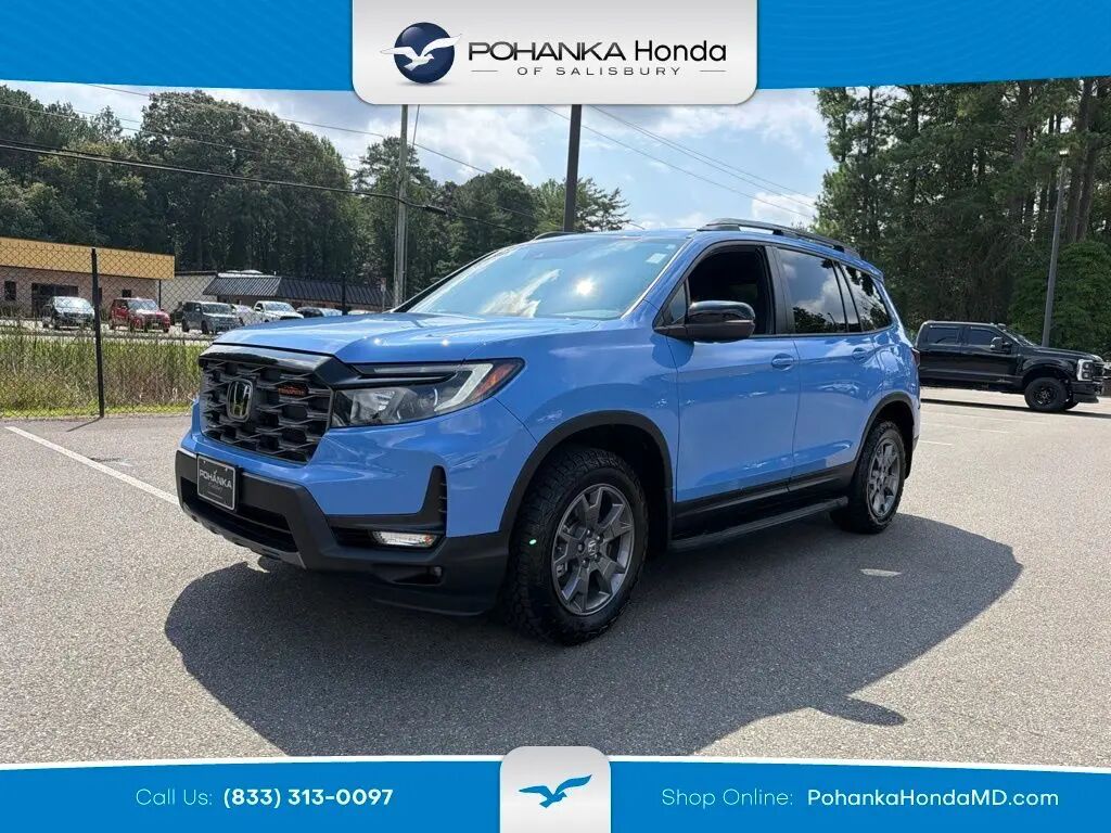 2024 Honda Passport TrailSport — photo 1 of 13