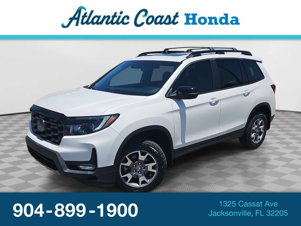 2023 Honda Passport TrailSport — photo 1 of 13