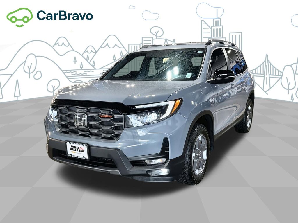 2025 Honda Passport AWD TrailSport — photo 1 of 7