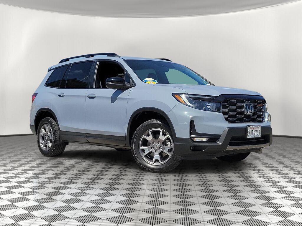 2023 Honda Passport AWD TRAILSPORT — photo 1 of 7