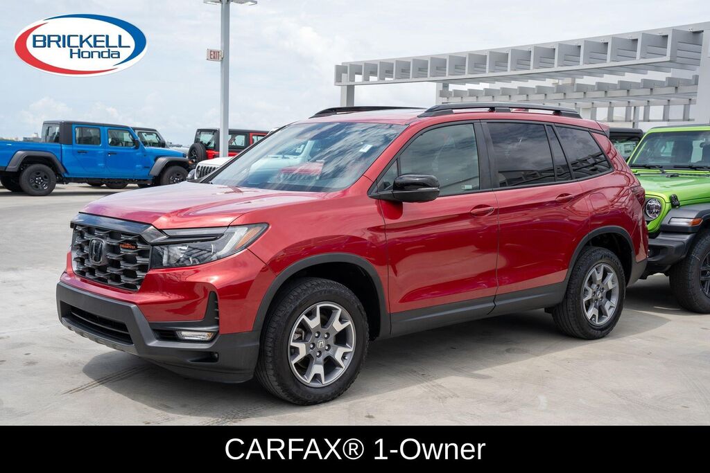 2023 Honda Passport TrailSport — photo 1 of 7