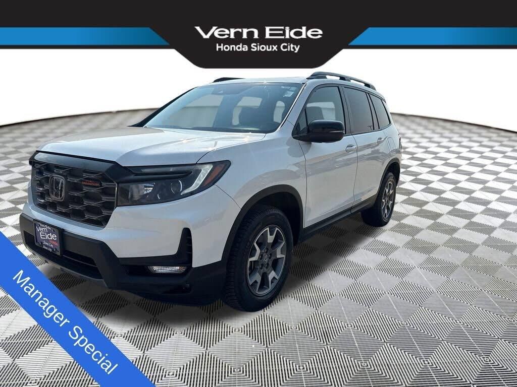 2022 Honda Passport TrailSport — photo 1 of 1