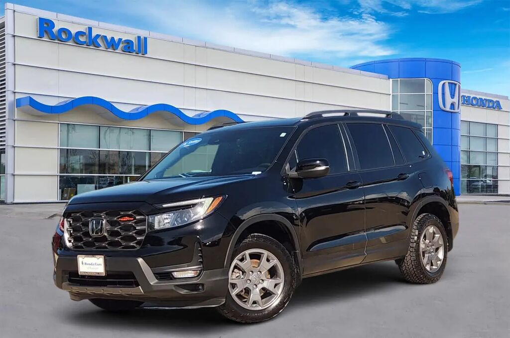 2024 Honda Passport TrailSport — photo 1 of 13