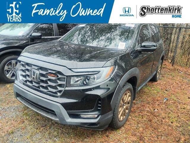 2023 Honda Passport TrailSport — photo 1 of 7