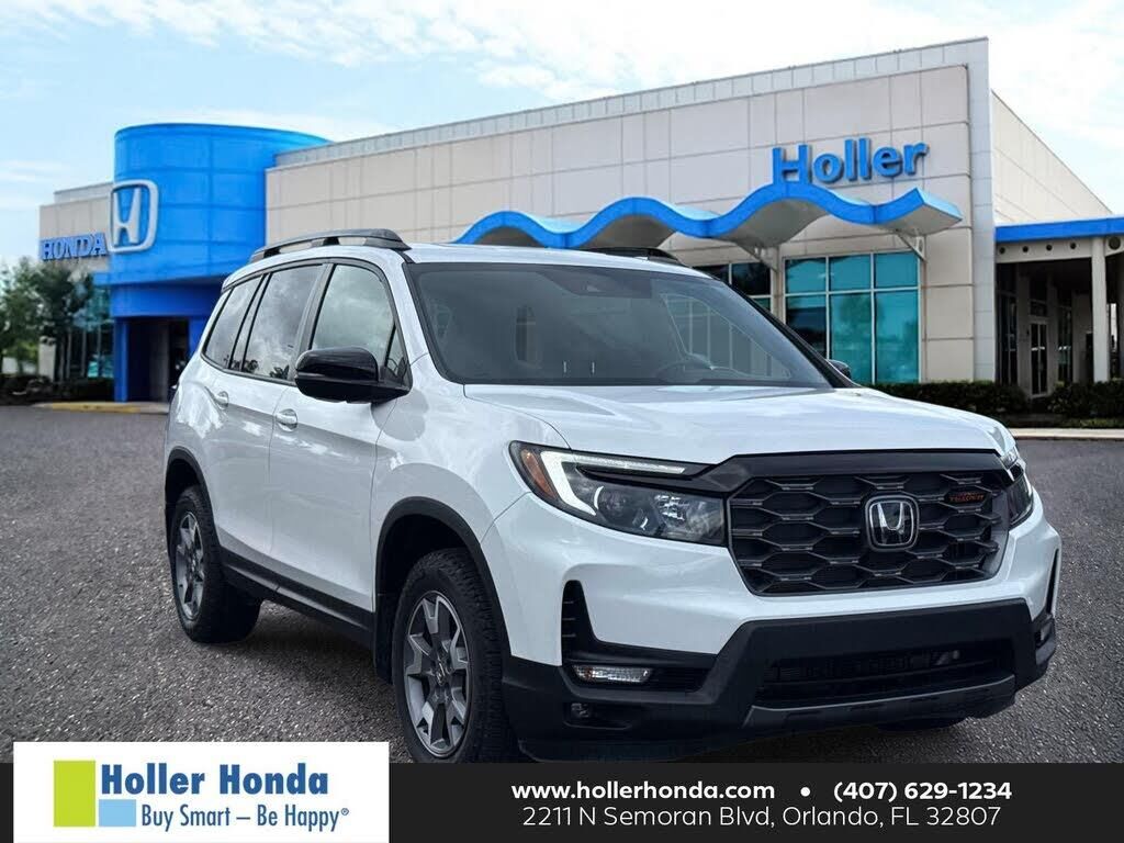 2023 Honda Passport TrailSport — photo 1 of 1