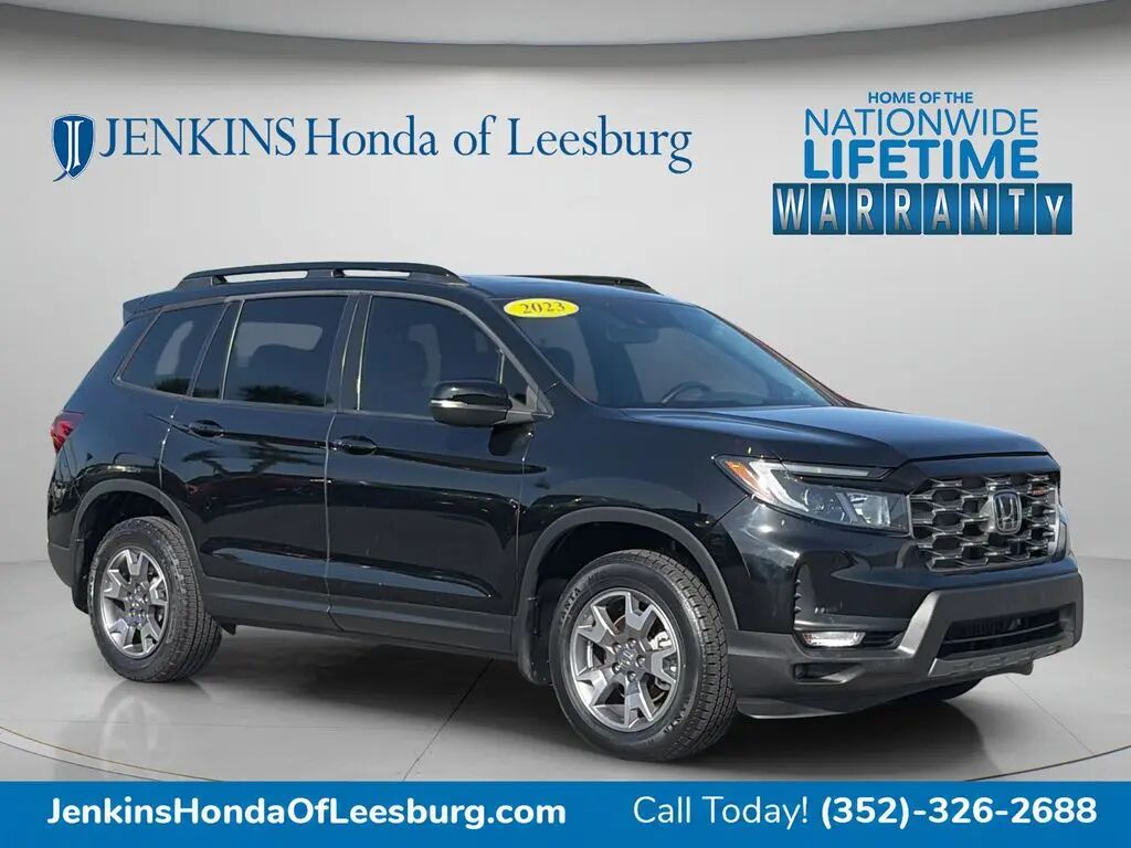2023 Honda Passport TrailSport — photo 1 of 13