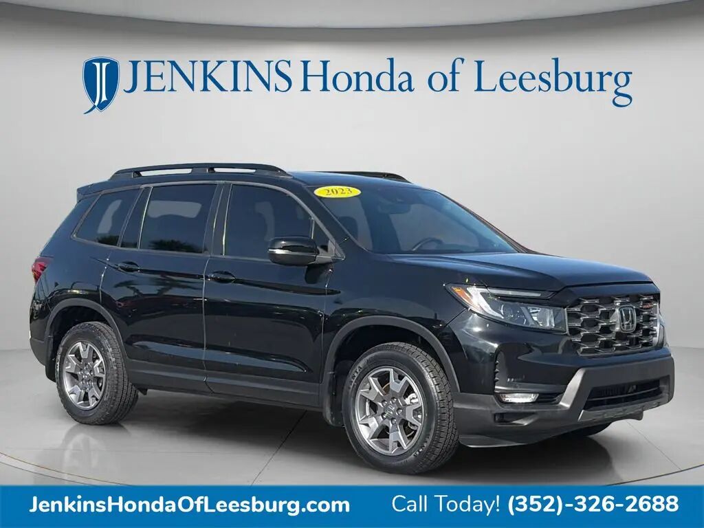 2023 Honda Passport TrailSport — photo 1 of 13