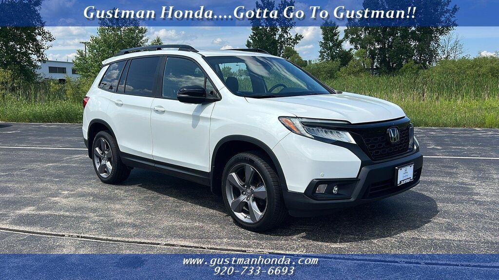 2021 Honda Passport Touring — photo 1 of 13