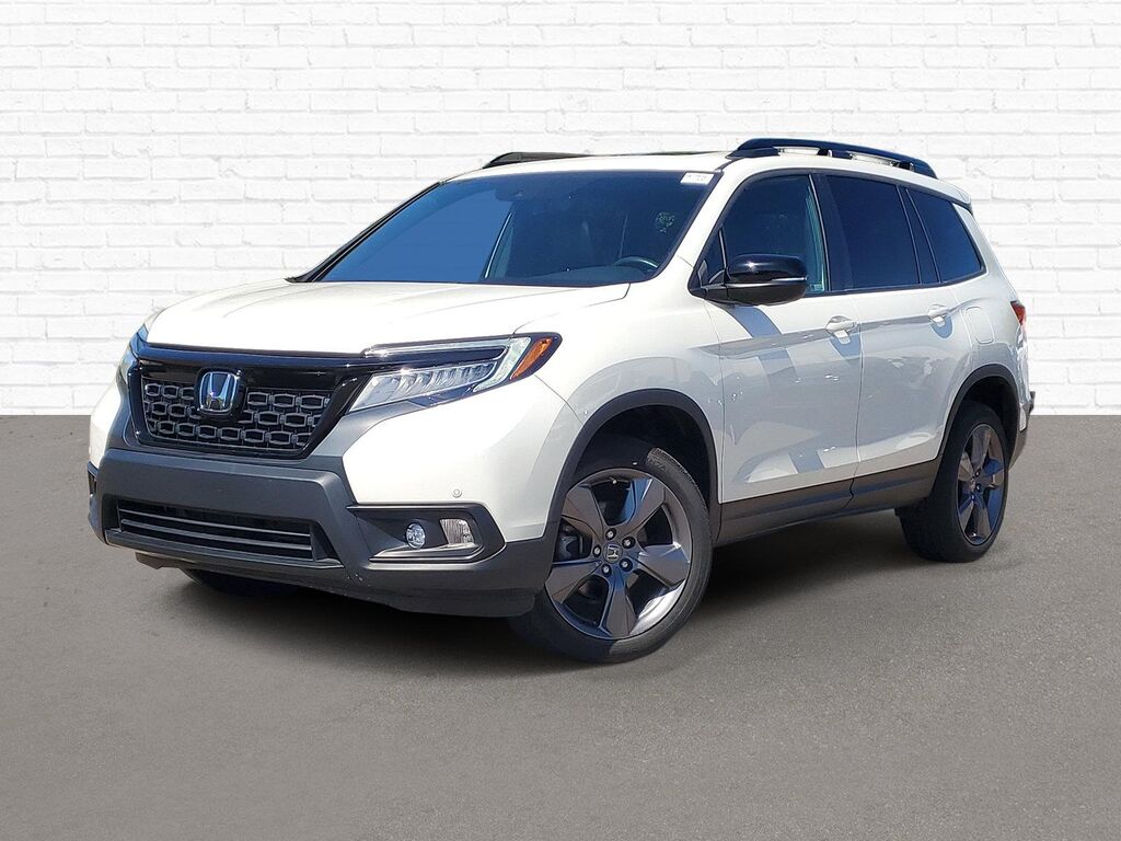 2019 Honda Passport Touring — photo 1 of 1