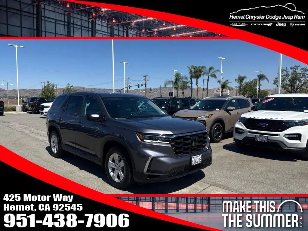 2024 Honda Pilot LX — photo 1 of 13