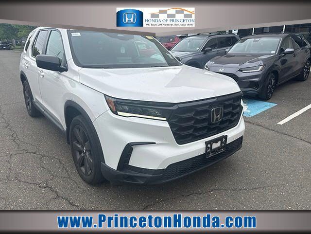 2023 Honda Pilot AWD SPORT