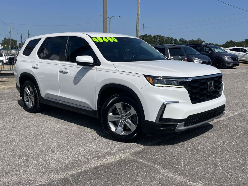 2025 Honda Pilot AWD EX-L — photo 1 of 7