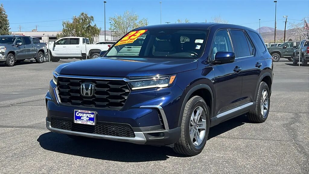 2023 Honda Pilot EX-L — photo 1 of 13