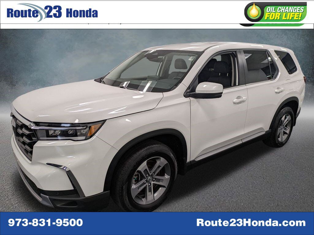 2023 Honda Pilot AWD EX-L — photo 1 of 7