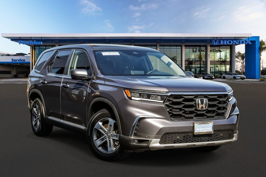 2025 Honda Pilot AWD EX-L — photo 1 of 6
