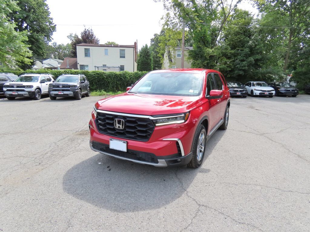 2024 Honda Pilot AWD EX-L 7P — photo 1 of 7