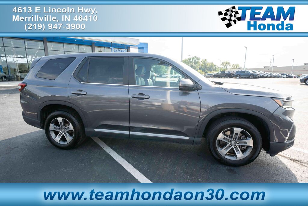 2024 Honda Pilot AWD EX-L 7P — photo 1 of 7
