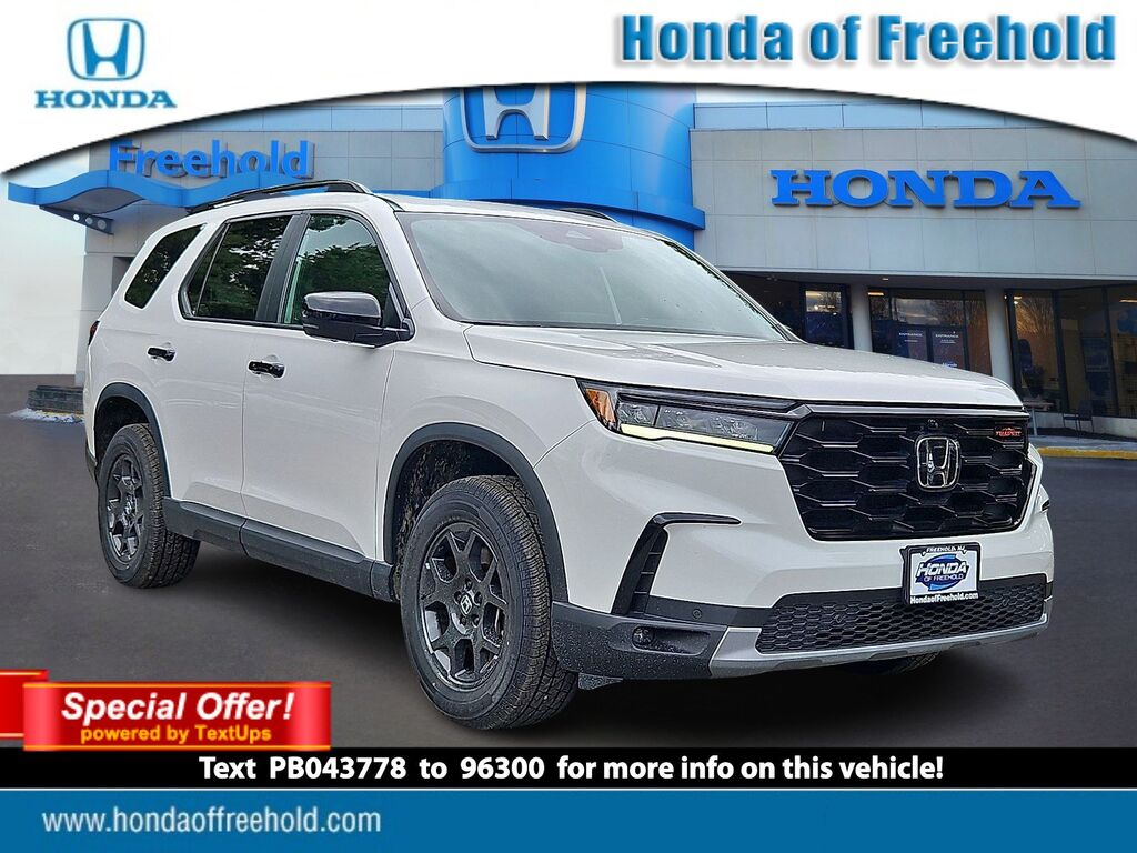2023 Honda Pilot AWD TRAILSPORT — photo 1 of 7