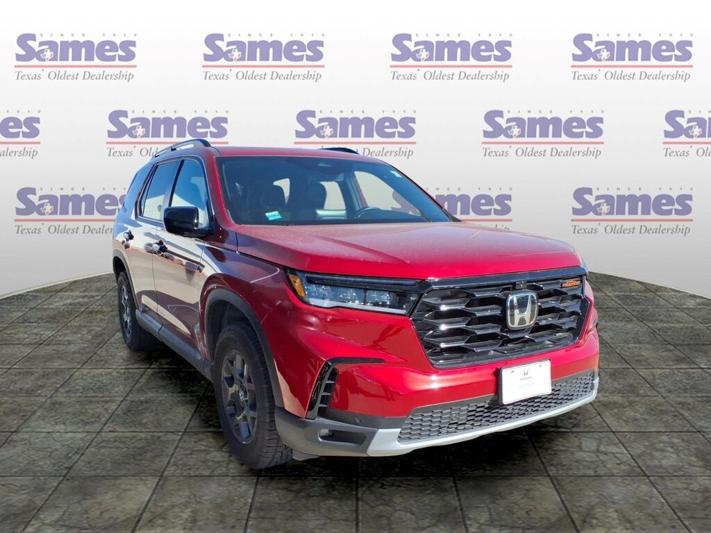 2025 Honda Pilot AWD TrailSport — photo 1 of 7