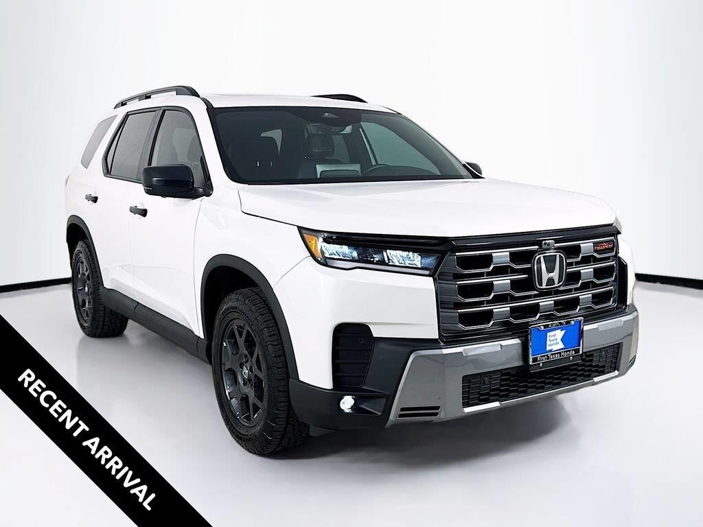 2026 Honda Pilot TrailSport — photo 1 of 6