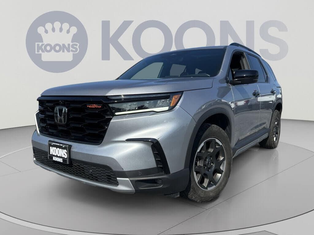 2024 Honda Pilot TrailSport — photo 1 of 1
