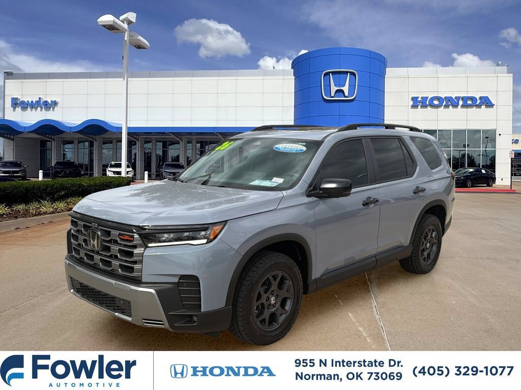 2026 Honda Pilot AWD TrailSport — photo 1 of 7