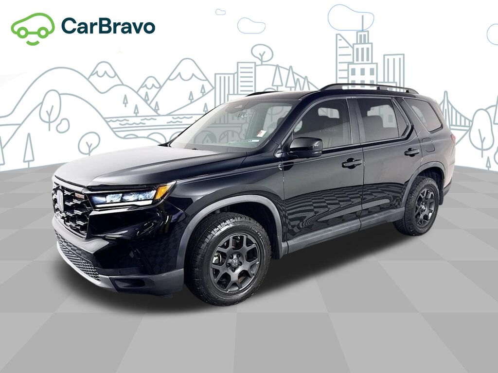 2023 Honda Pilot AWD TrailSport — photo 1 of 6