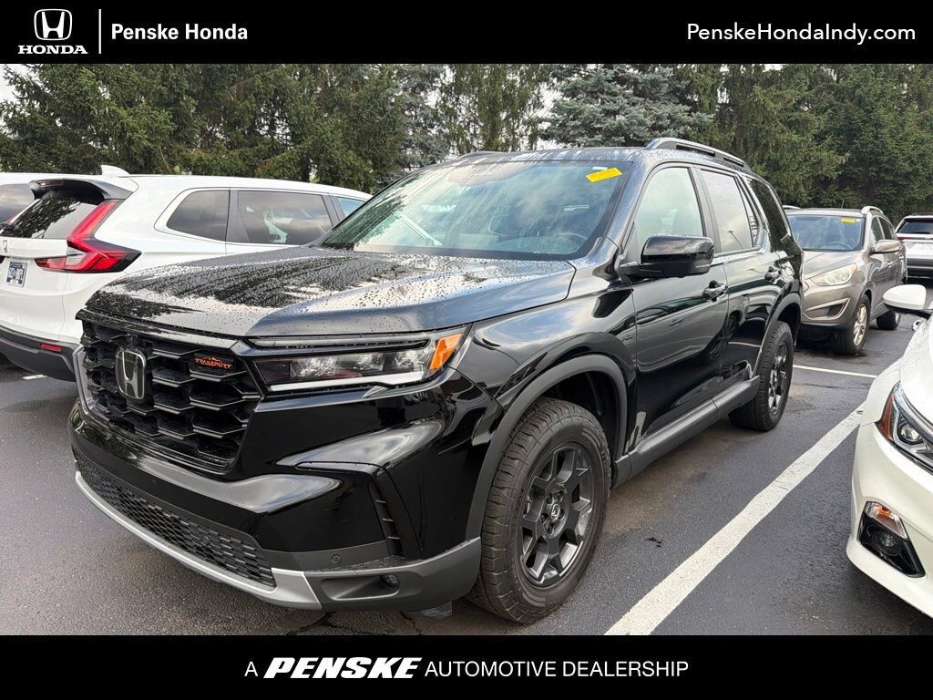 2024 Honda Pilot AWD TRAILSPORT — photo 1 of 7