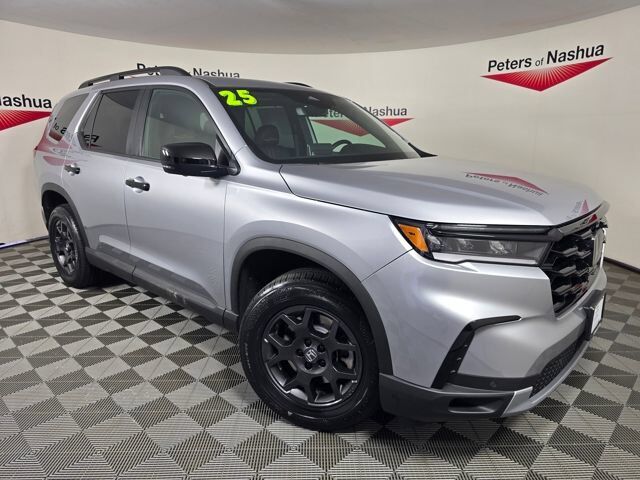 2025 Honda Pilot AWD TrailSport