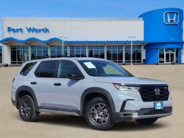 2023 Honda Pilot TrailSport