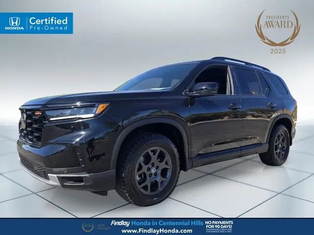 2025 Honda Pilot TrailSport — photo 1 of 13