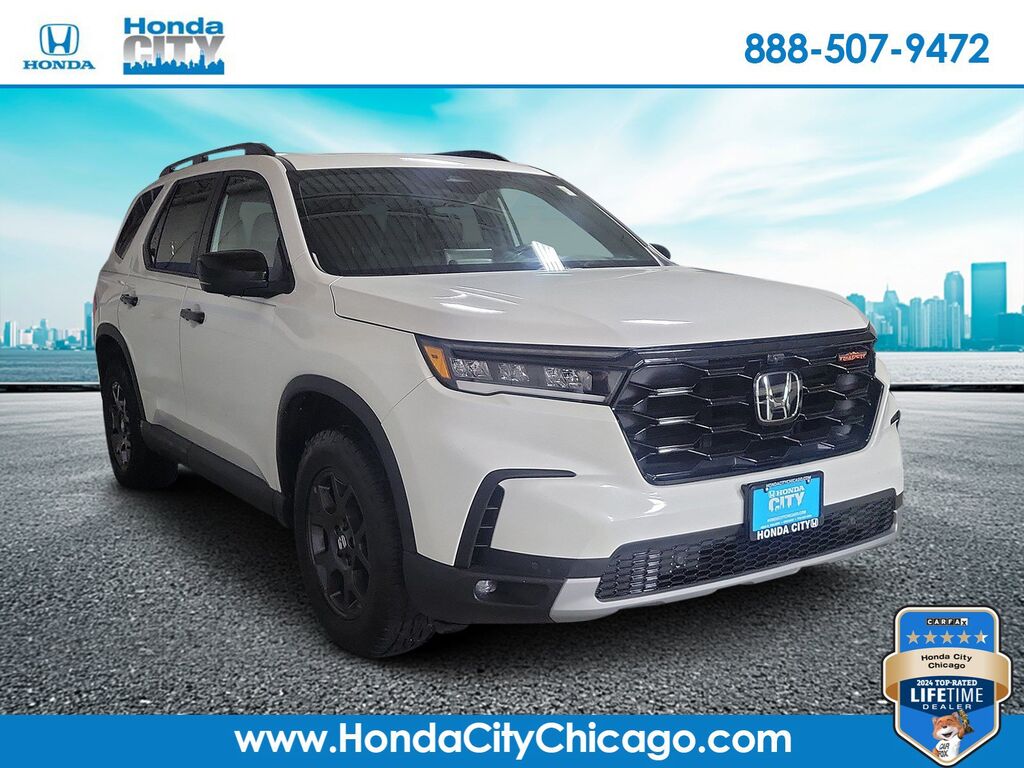 2024 Honda Pilot AWD TRAILSPORT — photo 1 of 6