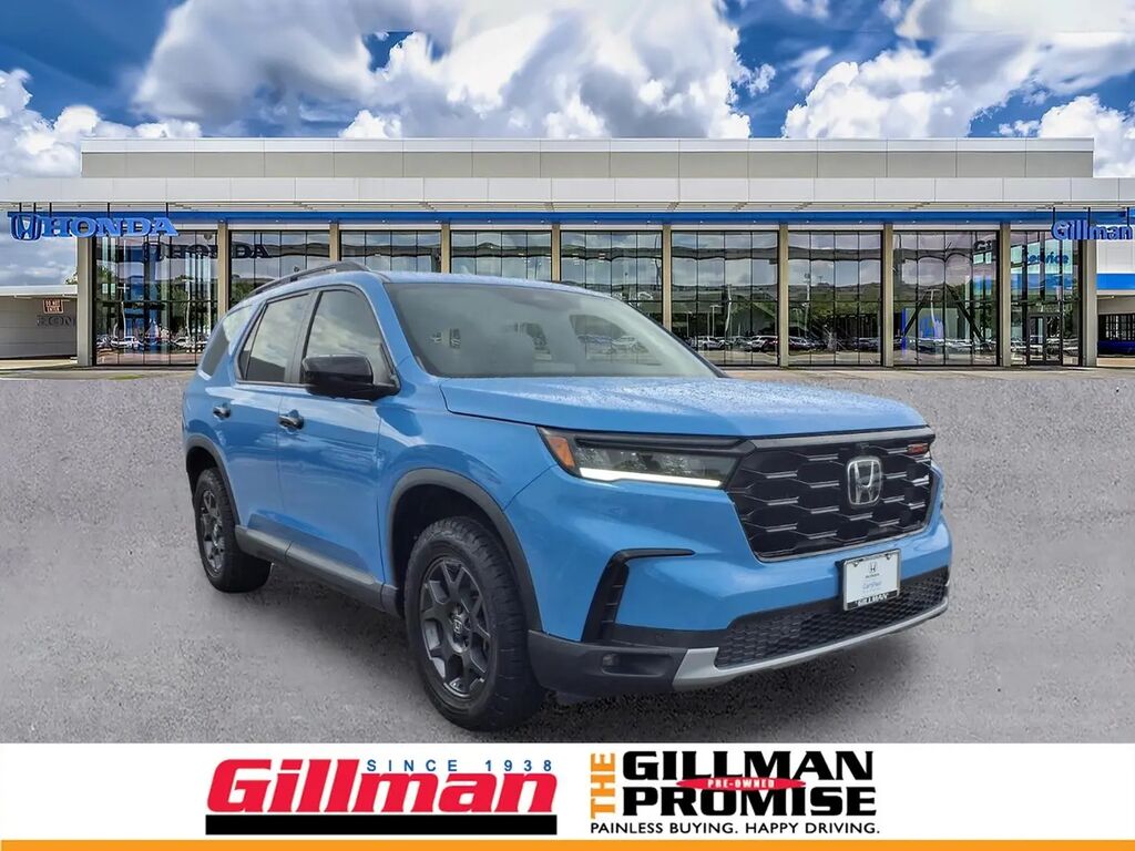 2024 Honda Pilot TrailSport — photo 1 of 13