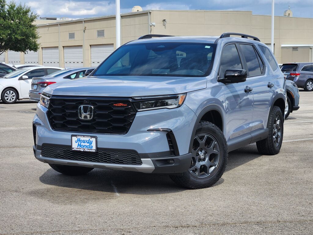 2025 Honda Pilot AWD TrailSport — photo 1 of 7