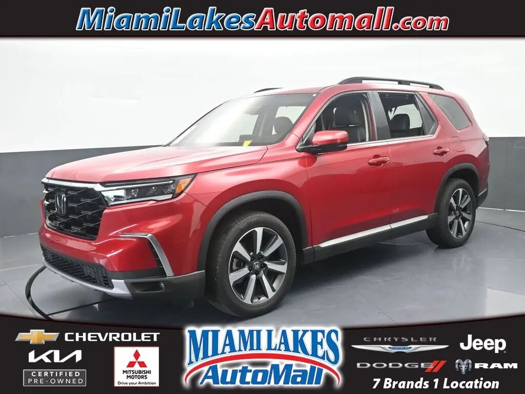 2024 Honda Pilot Touring — photo 1 of 13
