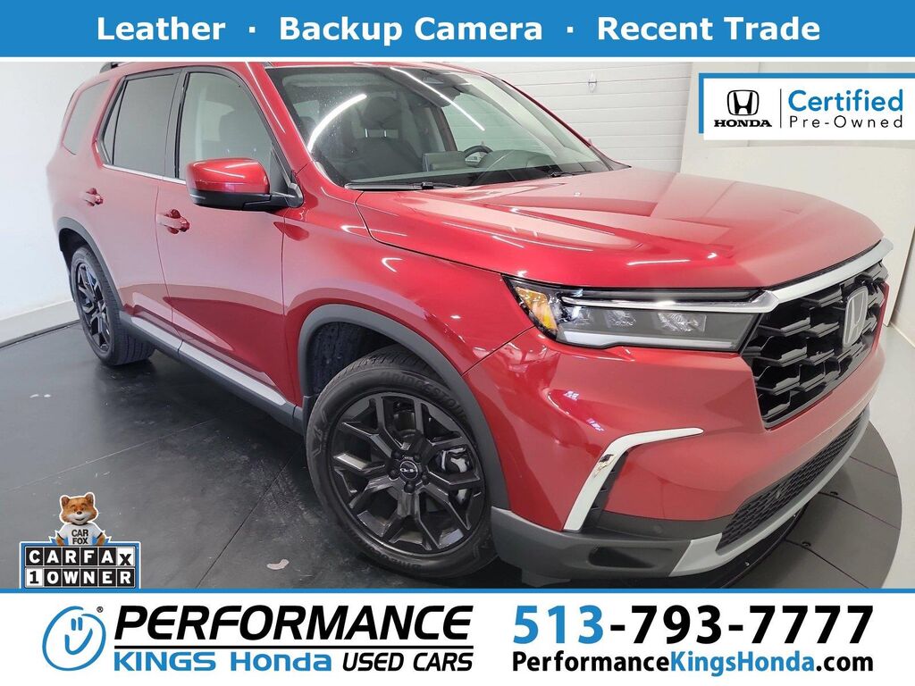 2025 Honda Pilot Touring — photo 1 of 13