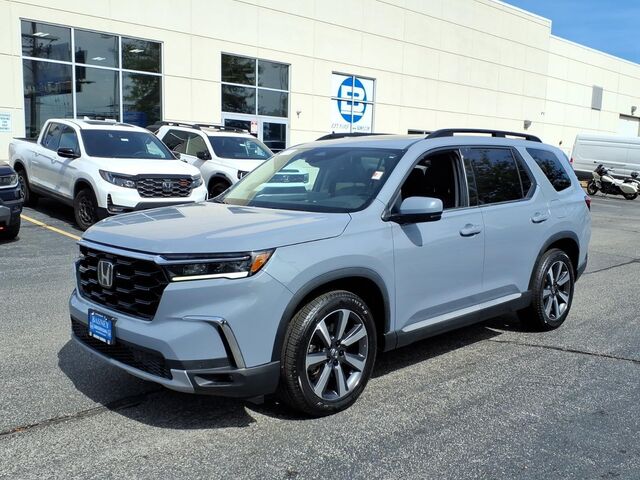 2024 Honda Pilot Touring