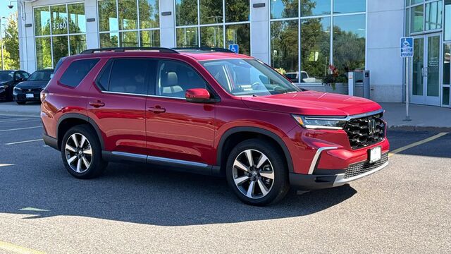 2025 Honda Pilot Touring