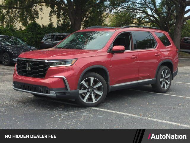 2023 Honda Pilot AWD TRG